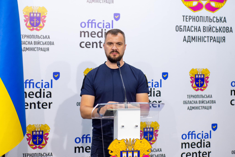 На фото - речник пожежно-рятувальної служби Тернопільської області Сергій Данілін.