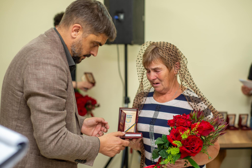 Посмертне нагородження родин загиблих захисників